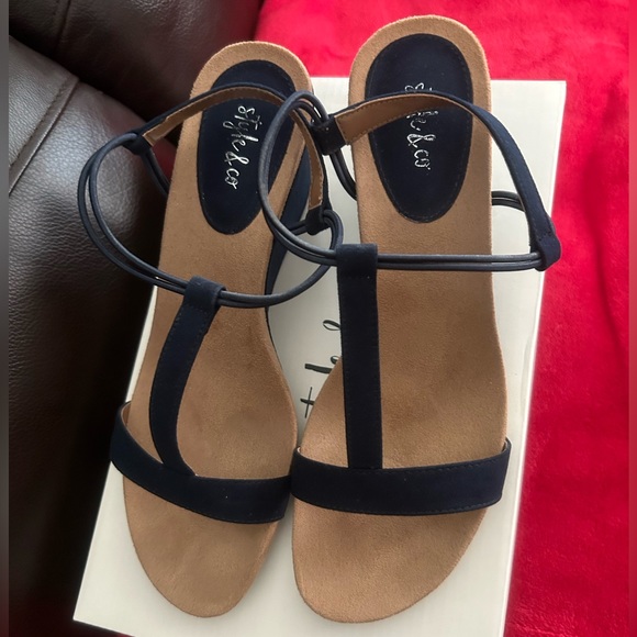 STYLE & COMPANY Womens Navy T-Strap Wedge Slip On Slingback Sandal - Picture 2 of 4